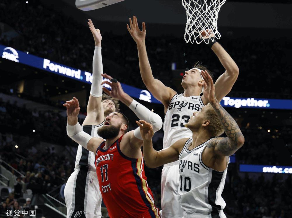 還顯示出他 還顯示出他